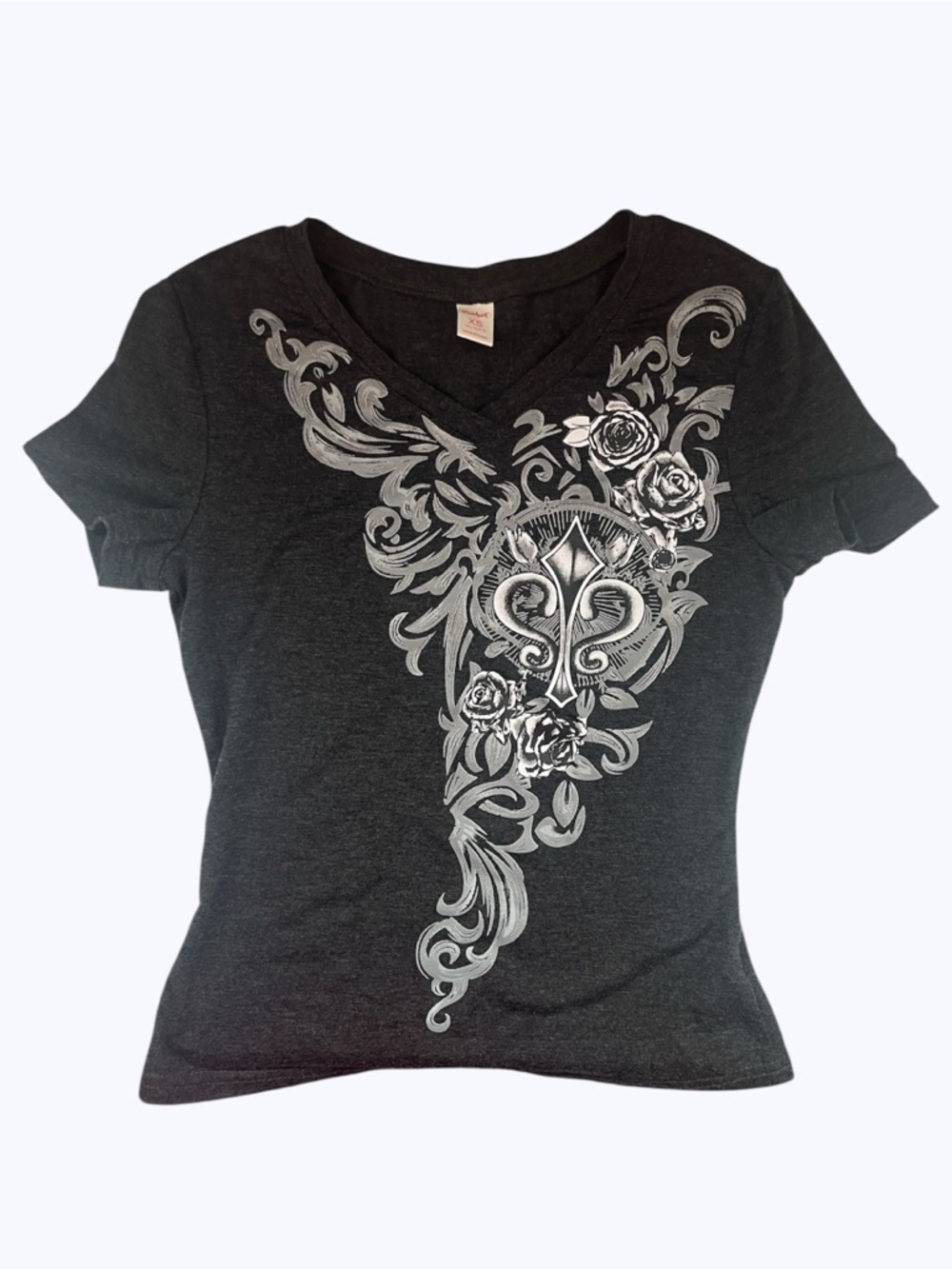 3/$20 - ROMWE Charcoal Grey Graphic V-Neck Tee with Scroll & Rose Design